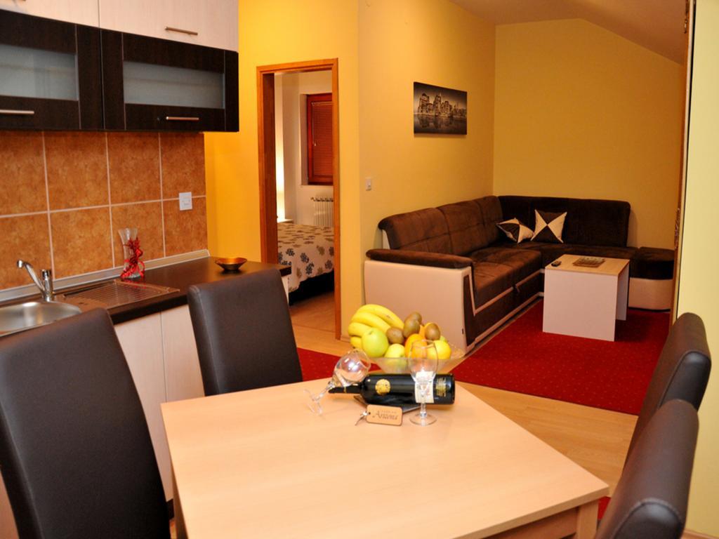 Hotel Arizona Sarajevo Lukavica 객실 사진