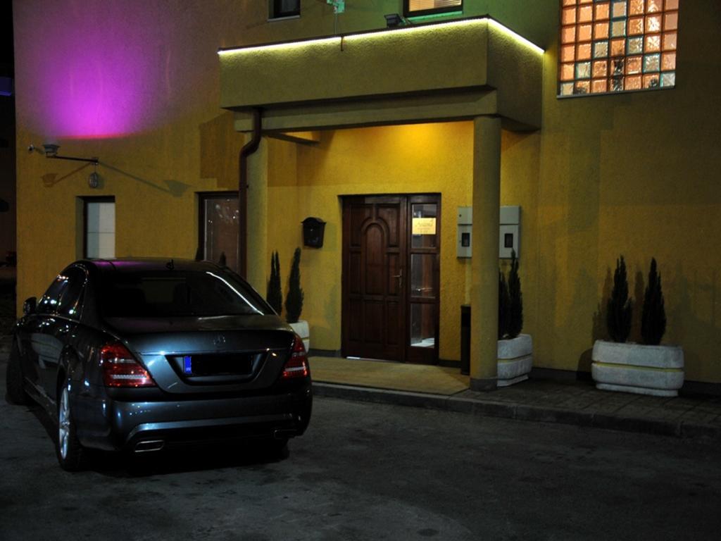 Hotel Arizona Sarajevo Lukavica 외부 사진