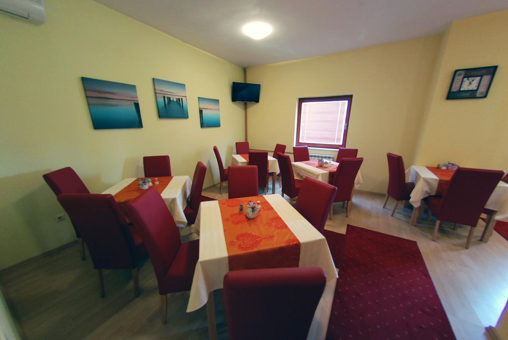Hotel Arizona Sarajevo Lukavica 외부 사진
