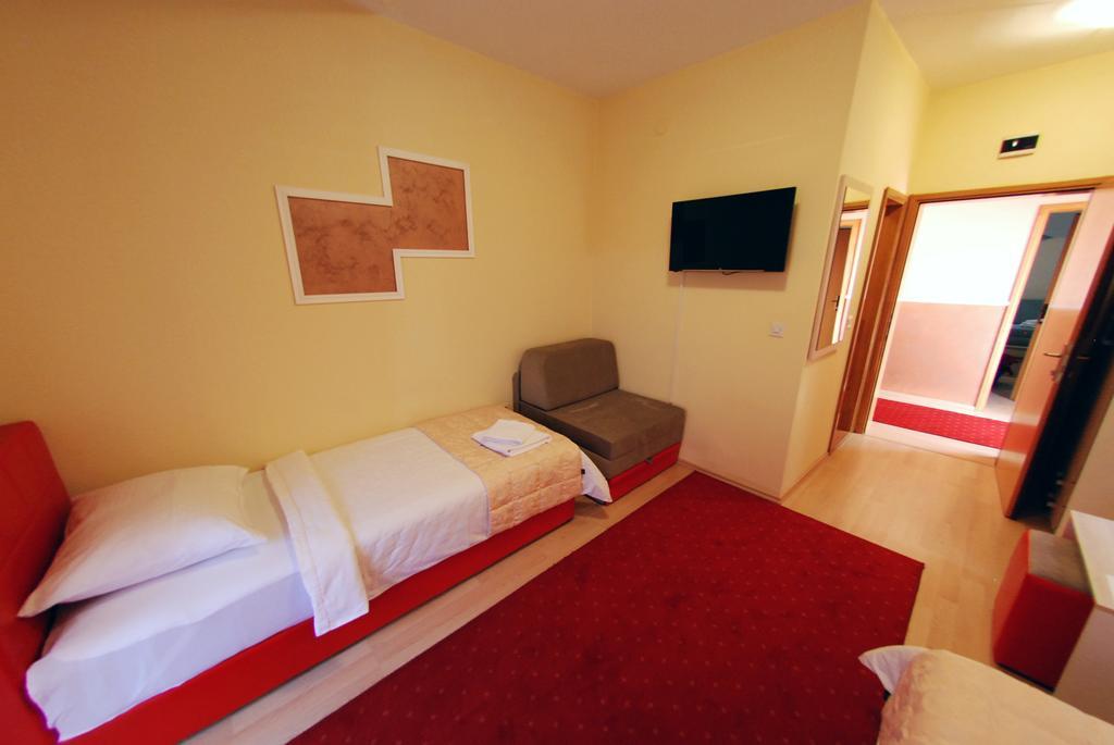 Hotel Arizona Sarajevo Lukavica 외부 사진