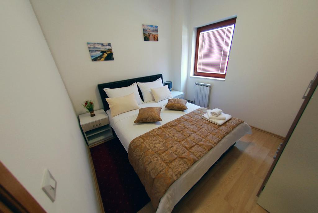Hotel Arizona Sarajevo Lukavica 외부 사진