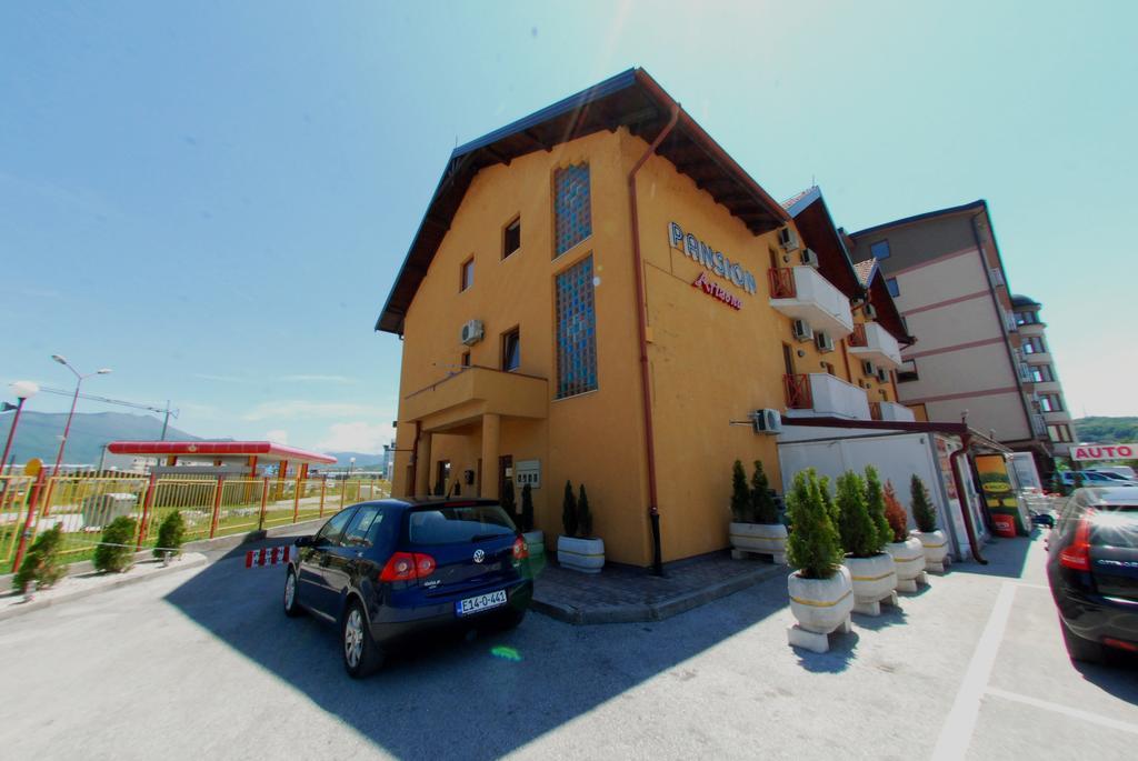Hotel Arizona Sarajevo Lukavica 외부 사진