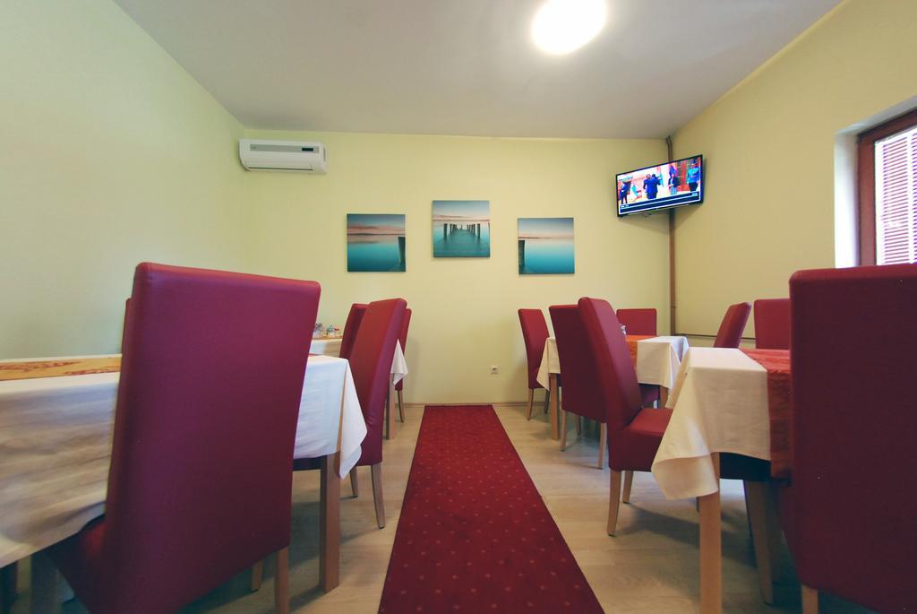 Hotel Arizona Sarajevo Lukavica 외부 사진