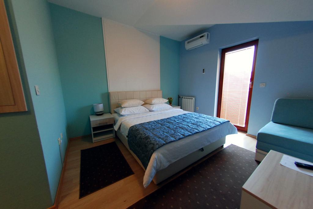 Hotel Arizona Sarajevo Lukavica 외부 사진