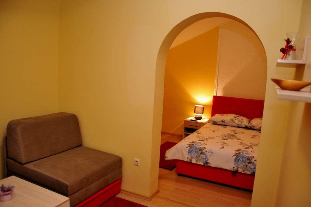 Hotel Arizona Sarajevo Lukavica 객실 사진
